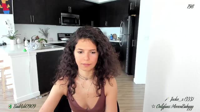 Gallery image thumbnail from litty's myfreecams stream on, 08/16/2025, 22:46 image 14 of 20