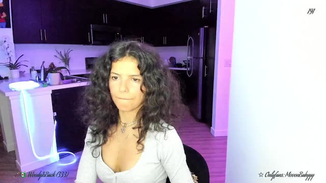 Gallery image thumbnail from litty's myfreecams stream on, 08/26/2025, 09:17 image 18 of 20