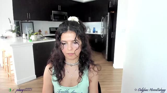 Gallery image thumbnail from litty's myfreecams stream on, 09/19/2025, 24:02 image 12 of 20