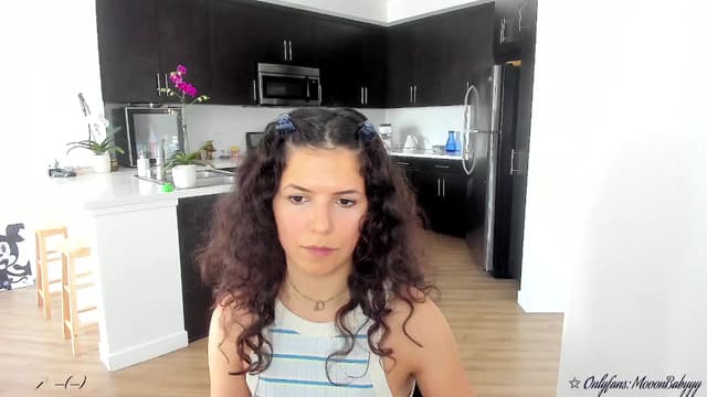 Gallery image thumbnail from litty's myfreecams stream on, 09/22/2025, 22:24 image 3 of 20