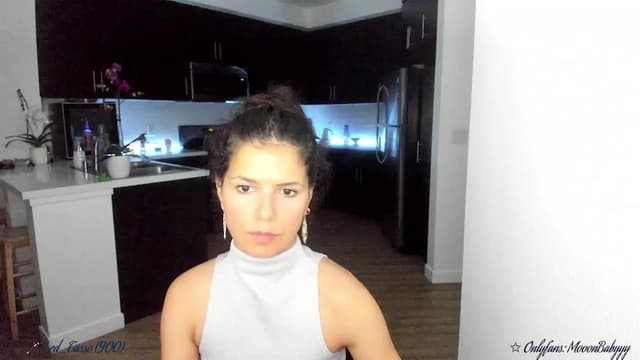 Gallery image thumbnail from litty's myfreecams stream on, 09/23/2025, 03:17 image 11 of 20