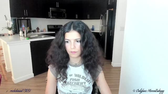 Gallery image thumbnail from litty's myfreecams stream on, 09/25/2025, 03:05 image 7 of 20