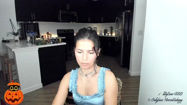 Gallery image thumbnail from litty's myfreecams stream on, 10/02/2025, 03:28 image 8 of 20