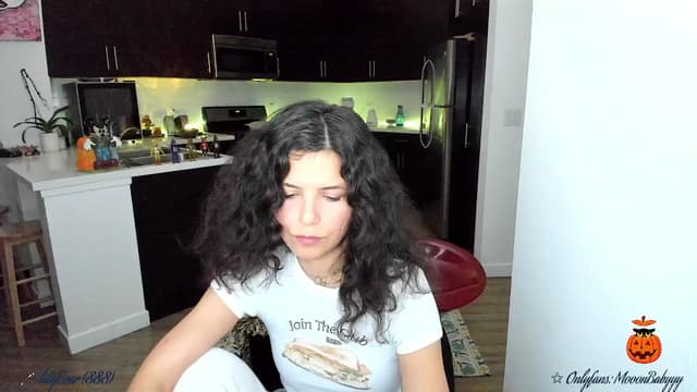 Gallery image thumbnail from litty's myfreecams stream on, 10/23/2025, 02:26 image 16 of 20
