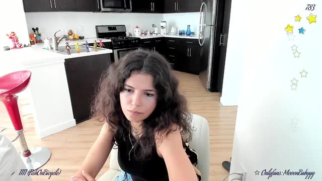 Gallery image thumbnail from litty's myfreecams stream on, 11/09/2025, 23:45 image 11 of 20