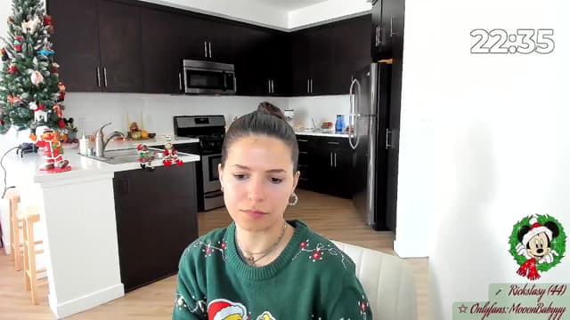 Gallery image thumbnail from litty's myfreecams stream on, 12/06/2025, 21:47 image 19 of 20