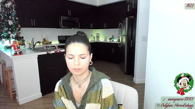 Gallery image thumbnail from litty's myfreecams stream on, 12/07/2025, 04:43 image 12 of 20