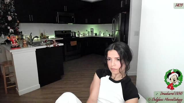 Gallery image thumbnail from litty's myfreecams stream on, 12/08/2025, 03:25 image 18 of 20