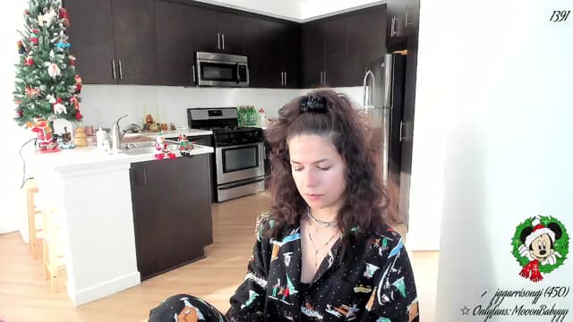 Gallery image thumbnail from litty's myfreecams stream on, 12/14/2025, 01:12 image 14 of 20