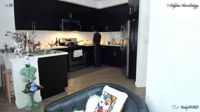 Gallery image thumbnail from litty's myfreecams stream on, 05/17/2026, 05:07 image 10 of 20