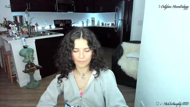 Gallery image thumbnail from litty's myfreecams stream on, 05/20/2026, 05:44 image 19 of 20