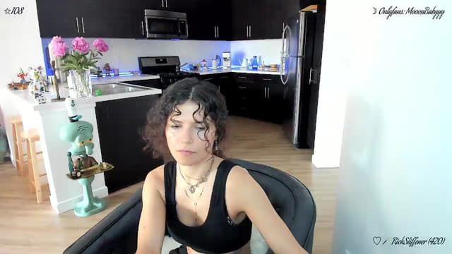 Gallery image thumbnail from litty's myfreecams stream on, 06/13/2026, 22:59 image 18 of 20
