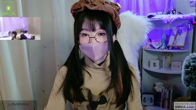 Gallery image thumbnail from meows's myfreecams stream on, 02/10/2024, 07:40 image 10 of 20