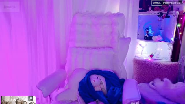 Gallery image thumbnail from meows's myfreecams stream on, 04/28/2024, 06:30 image 12 of 20