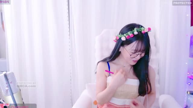 Gallery image thumbnail from meows's myfreecams stream on, 07/20/2024, 06:47 image 10 of 20