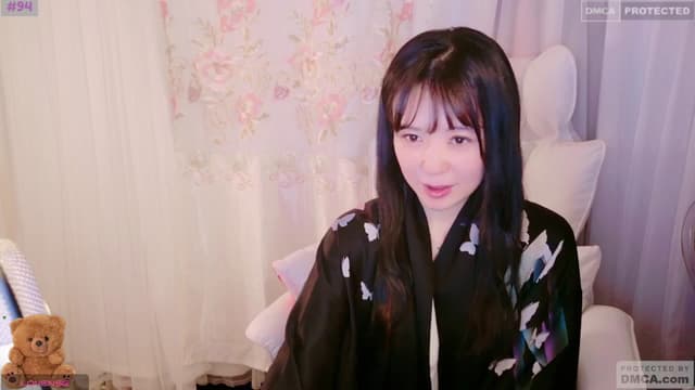 Gallery image thumbnail from meows's myfreecams stream on, 08/18/2024, 05:12 image 10 of 20