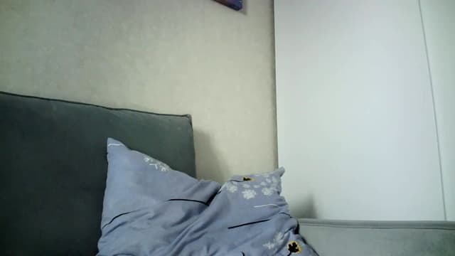 Gallery image thumbnail from mrs_L's myfreecams stream on, 03/12/2025, 09:39 image 12 of 20