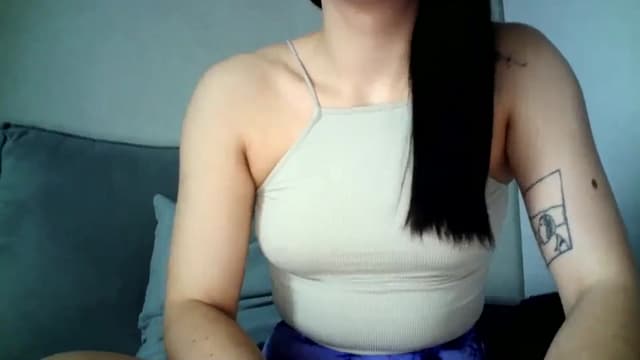 Gallery image thumbnail from mrs_L's myfreecams stream on, 03/19/2025, 10:00 image 15 of 20