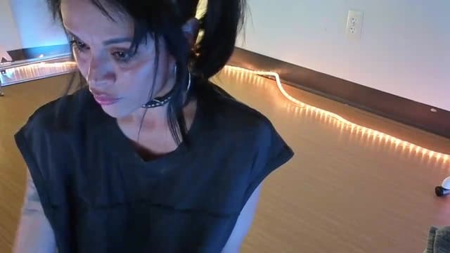 Gallery image thumbnail from nella's myfreecams stream on, 05/27/2026, 02:47 image 5 of 20