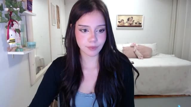 Gallery image thumbnail from nnina's myfreecams stream on, 10/19/2025, 09:03 image 1 of 20