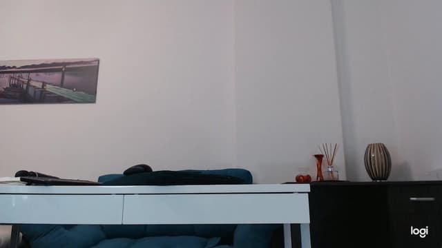 Gallery image thumbnail from oxxxy's myfreecams stream on, 08/20/2023, 15:11 image 17 of 20