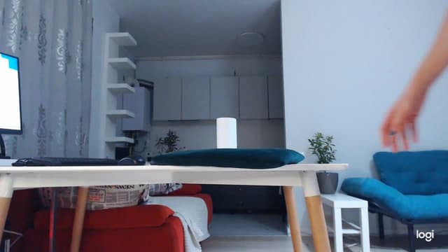 Gallery image thumbnail from oxxxy's myfreecams stream on, 12/19/2023, 17:03 image 17 of 20