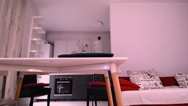 Gallery image thumbnail from oxxxy's myfreecams stream on, 11/02/2024, 09:15 image 12 of 20
