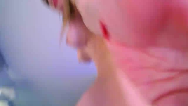 Gallery image thumbnail from oxxxy's myfreecams stream on, 06/05/2026, 07:56 image 9 of 20