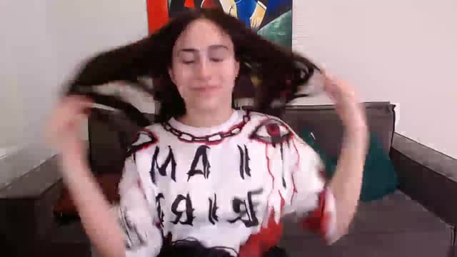 Gallery image thumbnail from ulohu's myfreecams stream on, 06/01/2024, 18:25 image 9 of 20