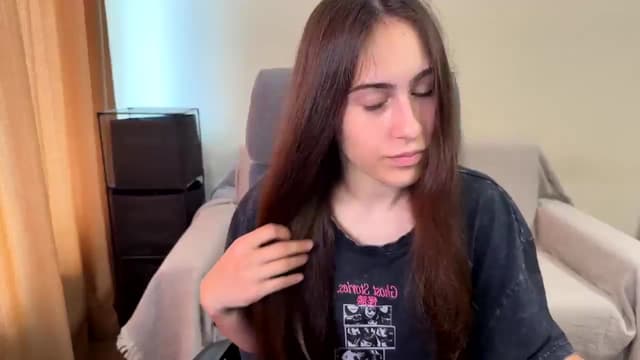 Gallery image thumbnail from ulohu's myfreecams stream on, 07/08/2025, 12:36 image 1 of 20