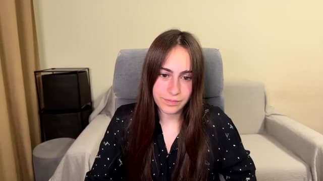 Gallery image thumbnail from ulohu's myfreecams stream on, 07/14/2025, 21:31 image 14 of 20