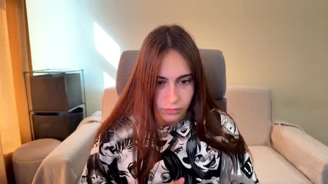 Gallery image thumbnail from ulohu's myfreecams stream on, 08/03/2025, 07:25 image 4 of 20