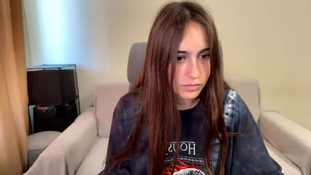 Gallery image thumbnail from ulohu's myfreecams stream on, 09/03/2025, 11:20 image 19 of 20