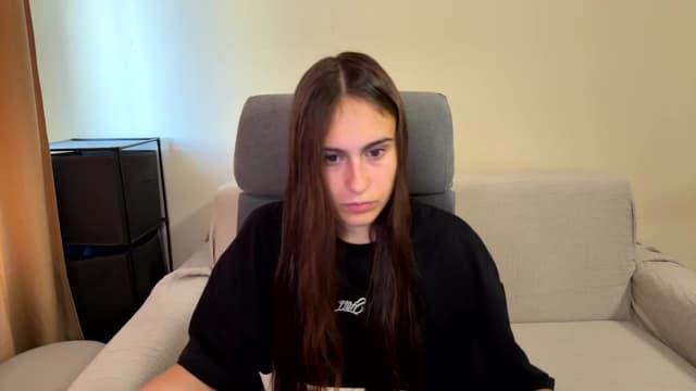 Gallery image thumbnail from ulohu's myfreecams stream on, 09/09/2025, 13:28 image 18 of 20