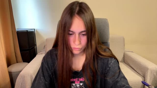 Gallery image thumbnail from ulohu's myfreecams stream on, 09/18/2025, 13:02 image 11 of 20