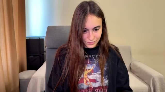 Gallery image thumbnail from ulohu's myfreecams stream on, 09/23/2025, 11:09 image 4 of 20