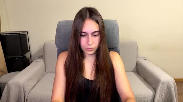 Gallery image thumbnail from ulohu's myfreecams stream on, 10/13/2025, 15:39 image 12 of 20