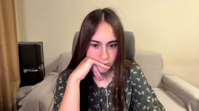 Gallery image thumbnail from ulohu's myfreecams stream on, 10/23/2025, 15:27 image 12 of 20
