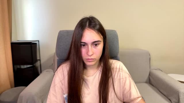 Gallery image thumbnail from ulohu's myfreecams stream on, 10/28/2025, 13:45 image 12 of 20