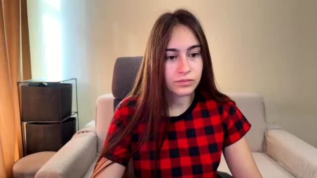 Gallery image thumbnail from ulohu's myfreecams stream on, 11/03/2025, 08:20 image 6 of 20