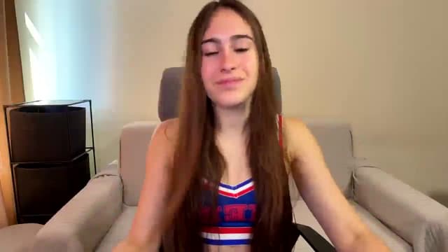 Gallery image thumbnail from ulohu's myfreecams stream on, 11/03/2025, 09:07 image 13 of 20