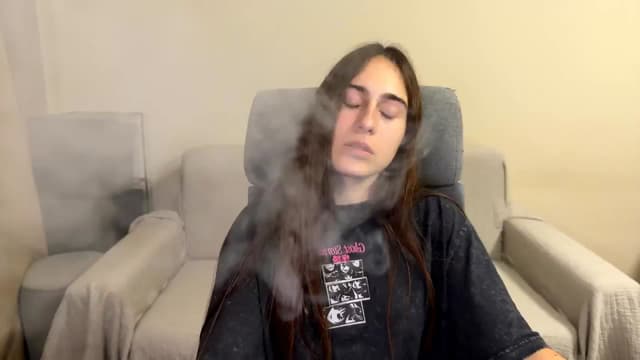 Gallery image thumbnail from ulohu's myfreecams stream on, 11/05/2025, 17:57 image 17 of 20
