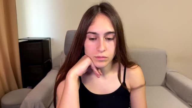 Gallery image thumbnail from ulohu's myfreecams stream on, 11/14/2025, 14:31 image 16 of 20