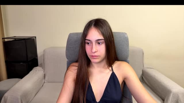Gallery image thumbnail from ulohu's myfreecams stream on, 11/27/2025, 16:28 image 17 of 20