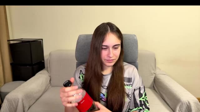 Gallery image thumbnail from ulohu's myfreecams stream on, 12/02/2025, 19:03 image 9 of 20