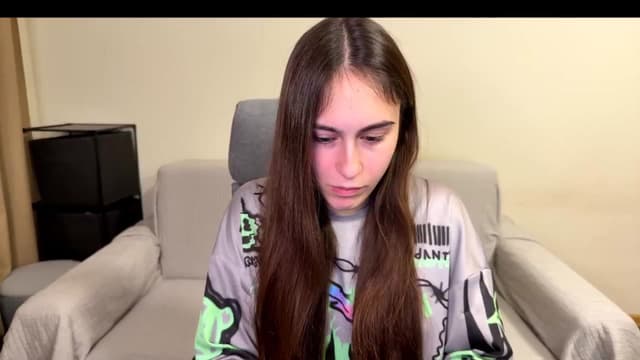 Gallery image thumbnail from ulohu's myfreecams stream on, 12/02/2025, 19:03 image 13 of 20