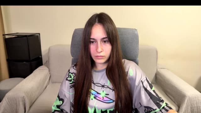 Gallery image thumbnail from ulohu's myfreecams stream on, 12/03/2025, 15:37 image 10 of 20