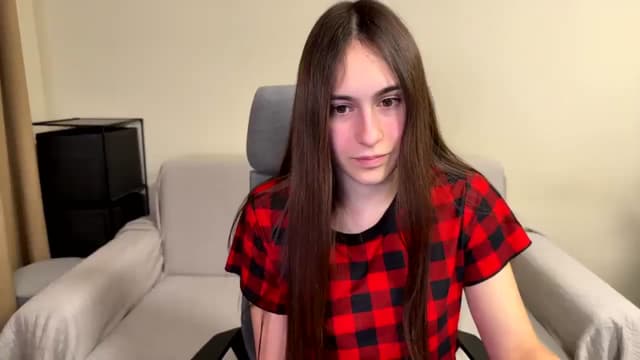 Gallery image thumbnail from ulohu's myfreecams stream on, 12/26/2025, 18:04 image 15 of 20