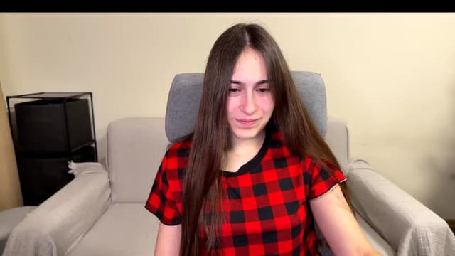 Gallery image thumbnail from ulohu's myfreecams stream on, 12/27/2025, 15:56 image 16 of 20