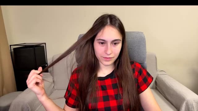 Gallery image thumbnail from ulohu's myfreecams stream on, 12/27/2025, 16:23 image 11 of 20